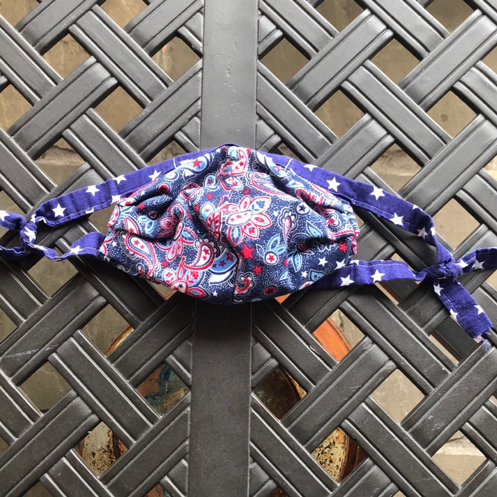 FREE KIDS REUSABLE MASK WITH ANY PURCHASE